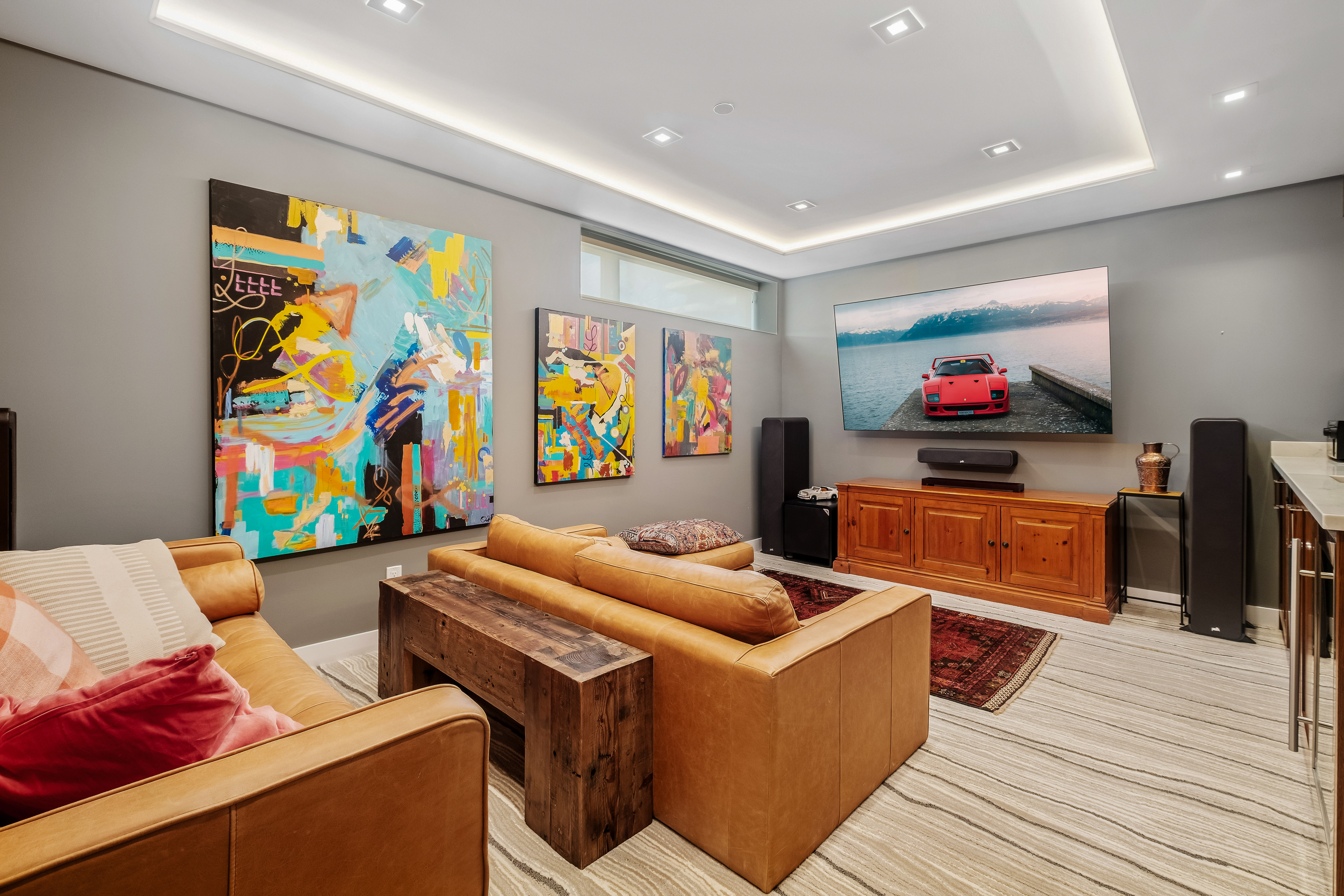 15046 Buena Vista Avenue